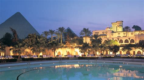 mena house hotel giza.